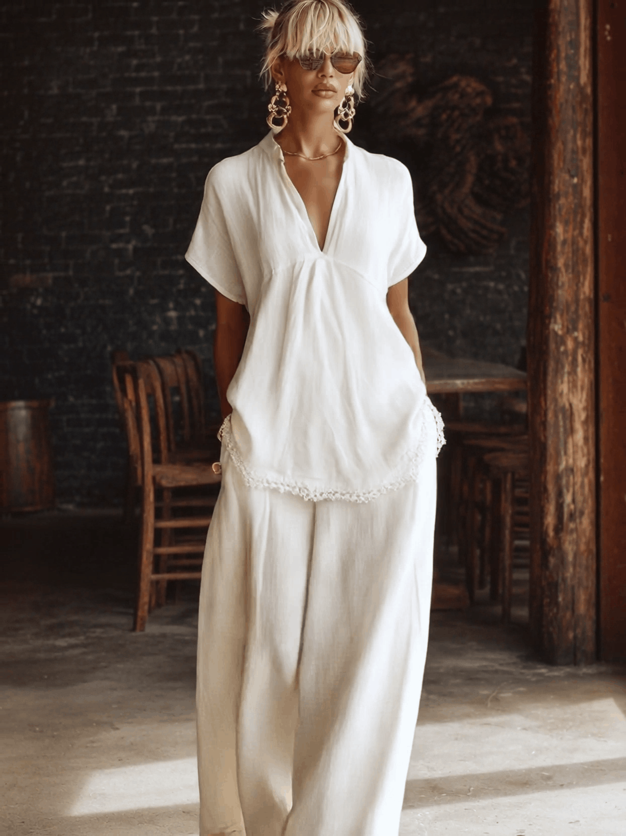 Elegant Casual Urban Style V-neck Lace Hem White Cotton Short-sleeved Top And Pants Set